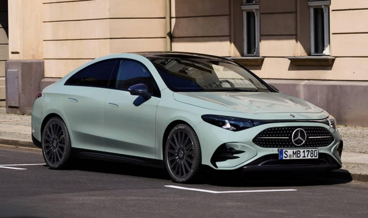 מרצדס CLA בנזין החדש – הדגם הנמכר ביותר בישראל בעשור האחרון חוזר עם מערכות טכנולוגיות מתקדמות