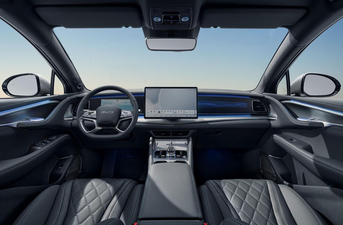 BYD מעדכנת את דגמי SEAL ו-SEALION 7 לשנת 2026: יותר טכנולוגיה, יותר נפח אחסון ומחירים תחרותיים