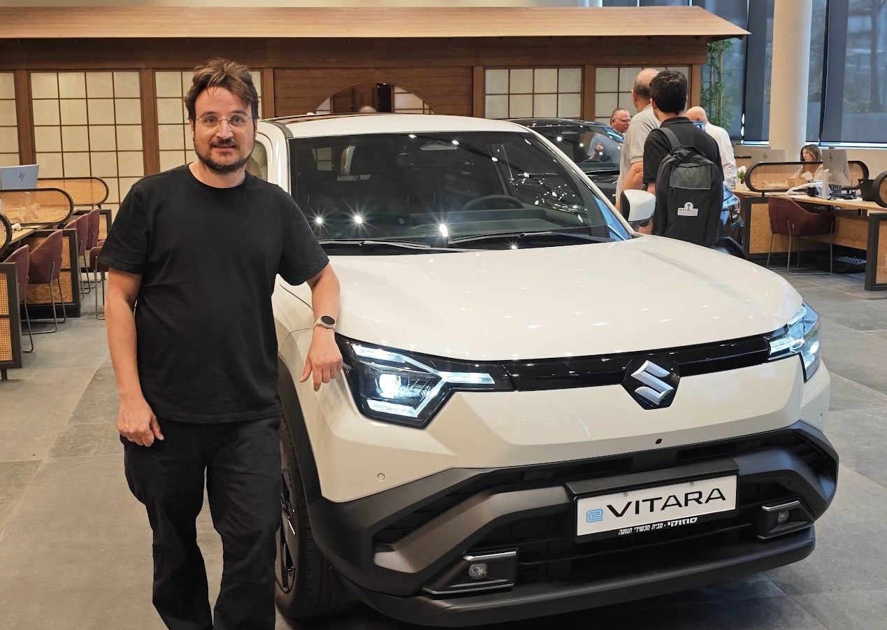 סוזוקי e-VITARA נחת בישראל: הקרוסאובר החשמלי הראשון של Suzuki עם טווח של עד 426 ק"מ והנעה כפולה