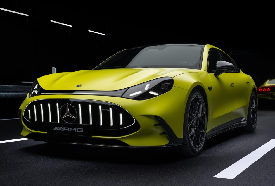 מרצדס חושפת את ה-AMG GT 4-Door Coupé החדשה: סדאן-קופה חשמלית עם יותר מ-1,100 כוחות סוס וטכנולוגיה מעולם הפורמולה 1