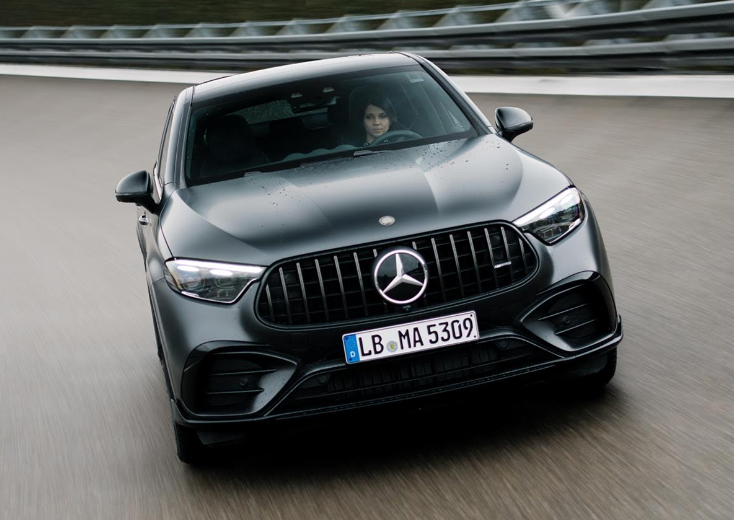 מרצדס מבית כלמוביל משיקה בישראל את AMG GLC 53 החדשה לראשונה גם בתצורת SUV